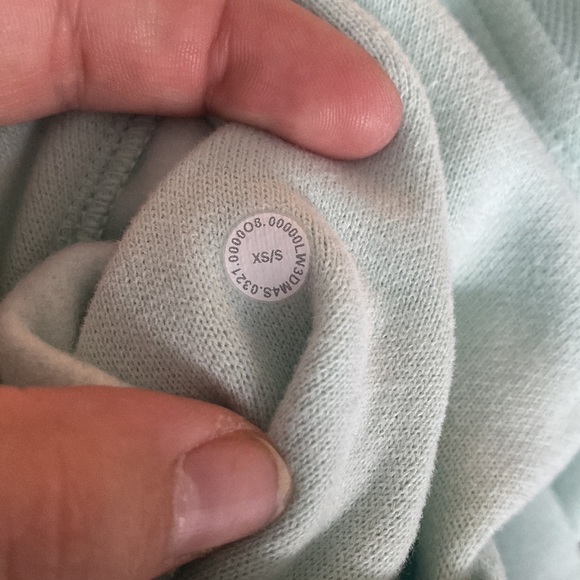 Lululemon Scuba 1/2 Zip Hoodie - Picture 2 of 2
